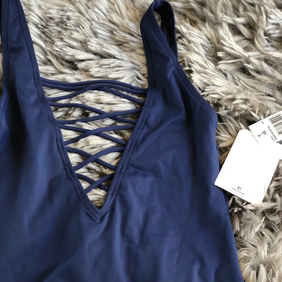 NWT Rip Curl one piece - Picture 3 of 5